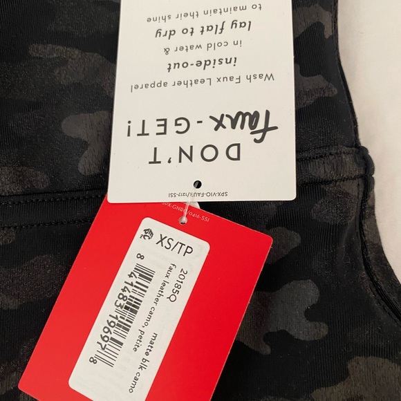 NWT Spanx Faux Leather Camo Leggings - Picture 4 of 4